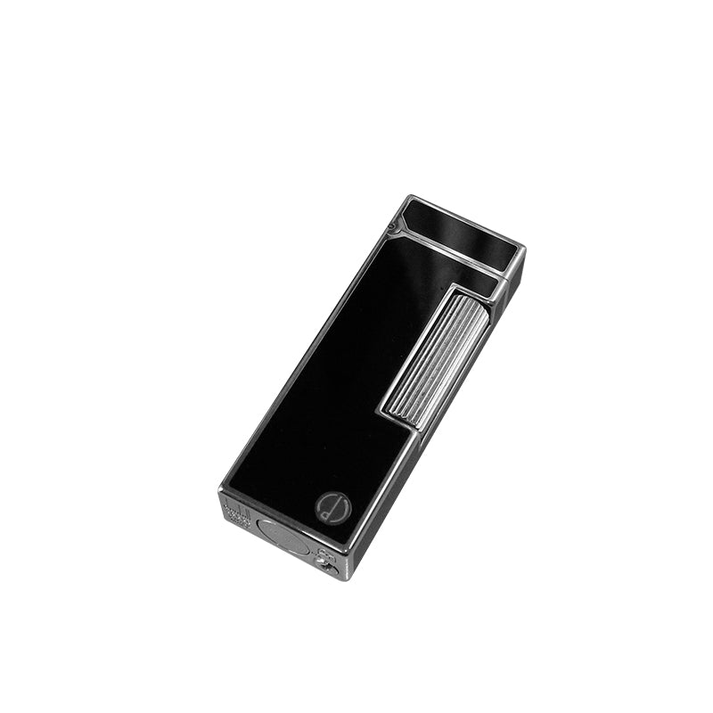 ALFRED DUNHILL  <p>  Lighter </p> <p>  Black Lacquer  </p> <p> <FONT SIZE=2>  RL2301 </font> </p>