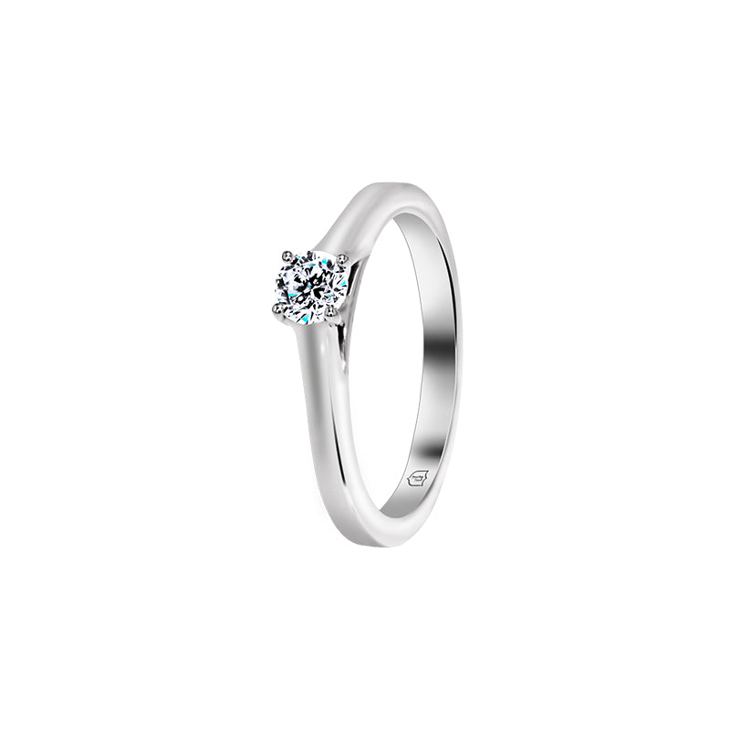 Giorgia Rose  <p>  Engagement Ring </p> <p> 18k White gold and diamond </p> <p> <FONT SIZE=2>  CGR002 </font> </p>