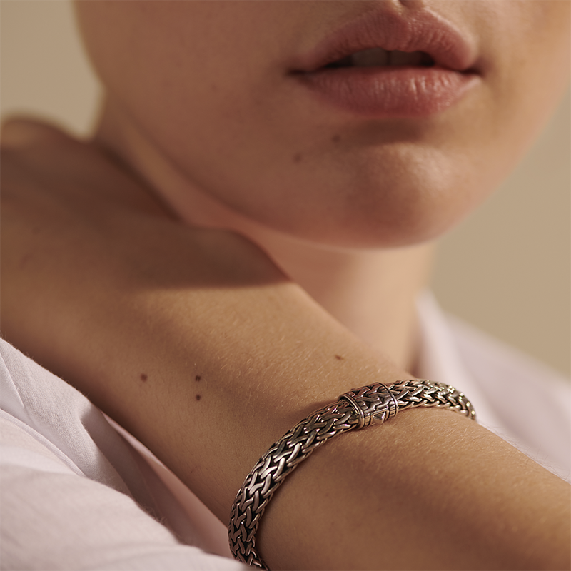 JOHN HARDY <p>  Bracelet Classic Chain </p> <p> Silver 925 and diamond </p> <p> <FONT SIZE=2> BB90400CXM </font> </p>